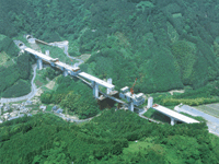 第二東名高速道路　中一色川橋下り線（静岡県）