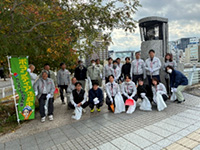 ボランティア活動(当社施工の4橋と周辺歩道及び公園の美化活動)